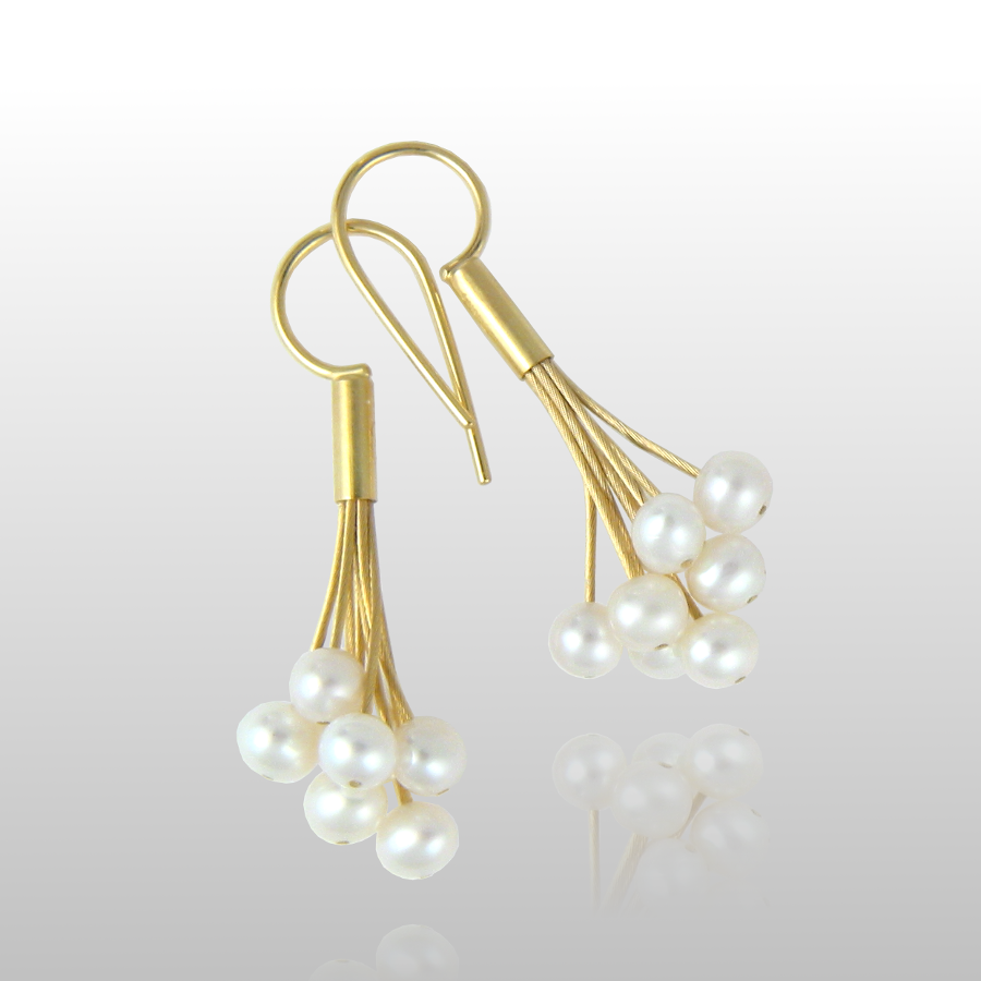 Contemporary 2024 pearl earrings